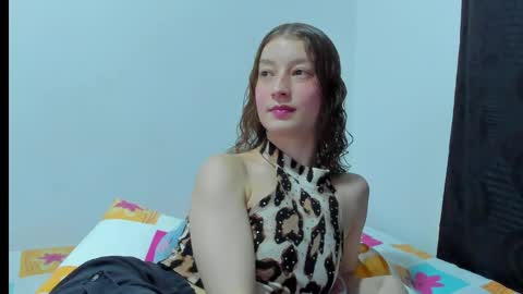 Snapshot of miavolkova_ chatting on May 2026 11:46:02 PM Chloe online show from May 2026 11:46:02 PM