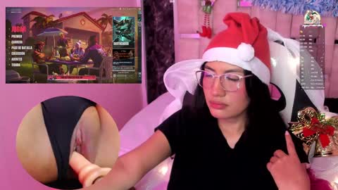 mia online show from December 2024 05:16:02 AM
