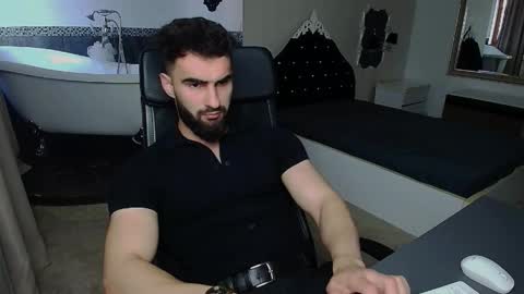 Snapshot of micahlane chatting on June 2026 03:45:01 AM MicahLane online show from June 2026 03:45:01 AM