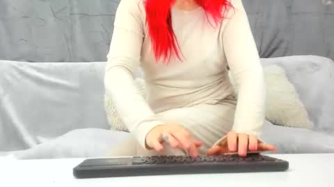 Snapshot of micapora chatting on December 2024 07:14:01 PM Goddess M online show from December 2024 07:14:01 PM