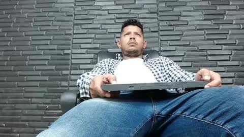 Michael Daviss online show from January 2025 04:11:01 PM