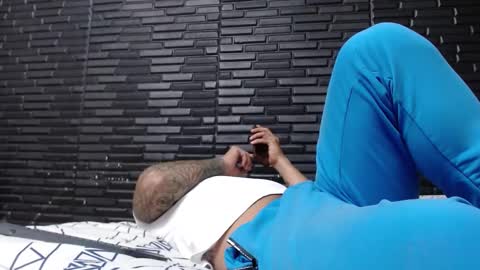 Michael Daviss online show from February 2025 01:52:02 PM