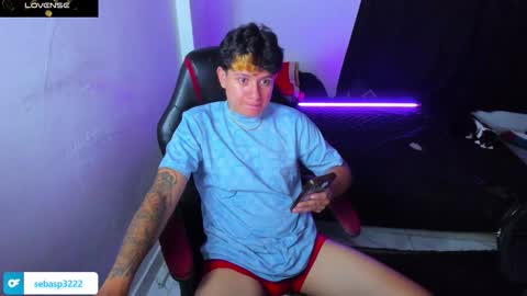 michael independent model  online show from October 2025 01:36:02 AM