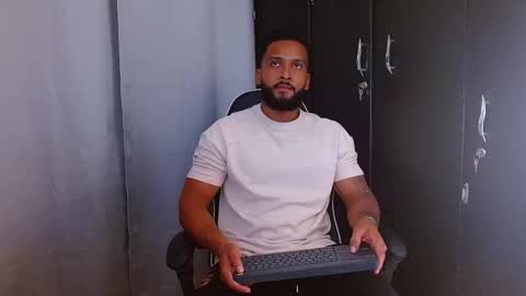 Snapshot of michael_maximo chatting on February 2026 03:21:01 AM maximo online show from February 2026 03:21:01 AM