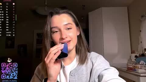 Snapshot of michael_pors chatting on January 2026 03:05:01 PM Emily online show from January 2026 03:05:01 PM