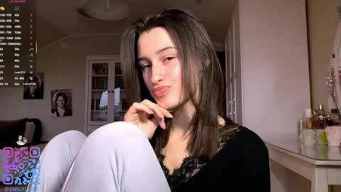 Snapshot of michael_pors chatting on March 2026 02:28:01 PM Emily online show from March 2026 02:28:01 PM