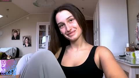 Snapshot of michael_pors chatting on April 2026 02:14:02 PM Emily online show from April 2026 02:14:02 PM
