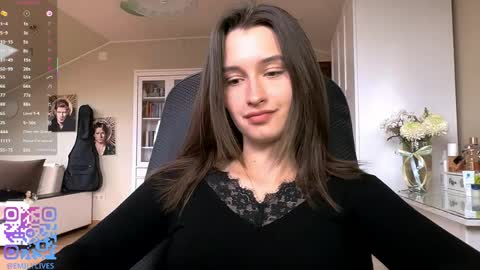 Snapshot of michael_pors chatting on April 2026 02:22:02 PM Emily online show from April 2026 02:22:02 PM