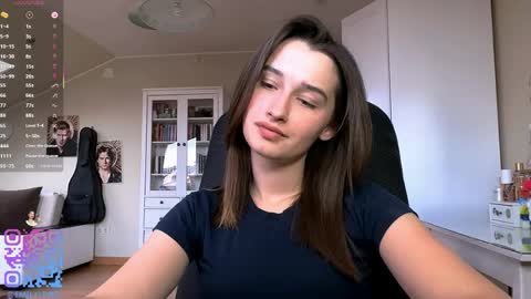 Snapshot of michael_pors chatting on April 2026 02:29:01 PM Emily online show from April 2026 02:29:01 PM