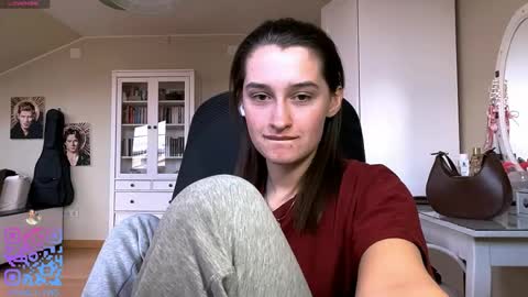 Snapshot of michael_pors chatting on April 2026 02:20:01 PM Emily online show from April 2026 02:20:01 PM