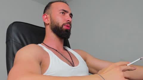 MichaelEvansx online show from December 2024 09:19:01 PM