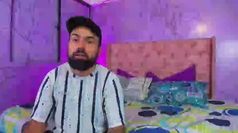 Snapshot of michaell_twink chatting on February 2025 12:48:01 AM Michaell online show from February 2025 12:48:01 AM