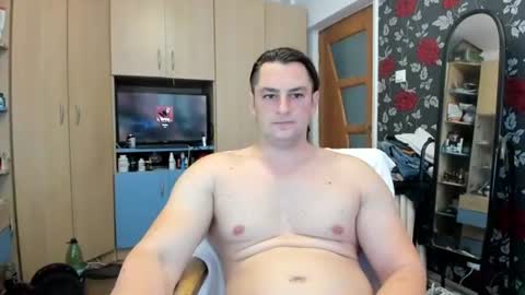Snapshot of michaelragnar90 chatting on June 2026 07:20:01 AM michaelragnar90 online show from June 2026 07:20:01 AM