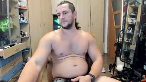 Snapshot of michaelragnar90 chatting on July 2026 12:42:01 PM michaelragnar90 online show from July 2026 12:42:01 PM