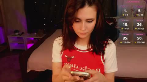 Snapshot of michel_momsen chatting on June 2026 12:18:02 PM Michel online show from June 2026 12:18:02 PM