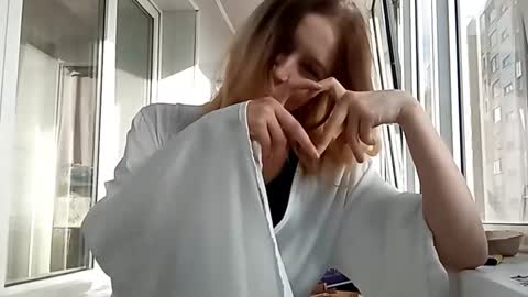 Melissa online show from October 2025 09:32:01 AM