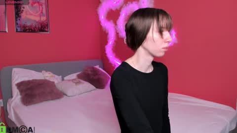 michele_mack online show from November 2025 02:04:02 AM