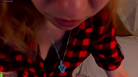 Snapshot of michelle_blond chatting on June 2026 01:09:01 AM michelle_blond online show from June 2026 01:09:01 AM