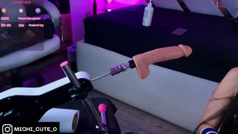 michelle_cutee_ online show from April 2026 08:03:02 PM