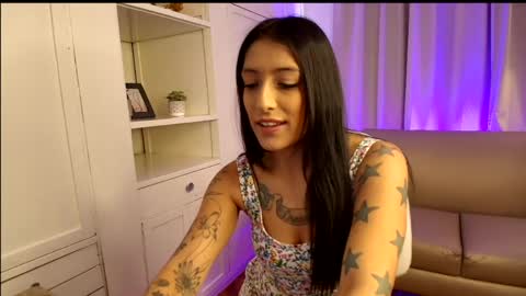 Snapshot of michelle_gigs chatting on June 2026 04:31:01 PM Michelle online show from June 2026 04:31:01 PM