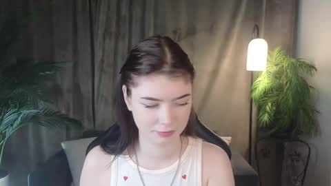 Snapshot of michelle_vasquez chatting on May 2026 10:04:02 PM Michelle online show from May 2026 10:04:02 PM