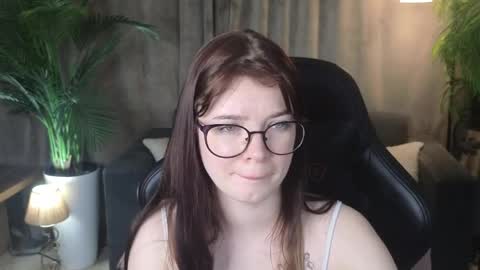 Snapshot of michelle_vasquez chatting on June 2026 12:38:01 AM Michelle online show from June 2026 12:38:01 AM