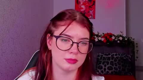 Snapshot of michelle_vasquez chatting on June 2026 02:53:01 AM Michelle online show from June 2026 02:53:01 AM