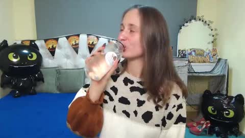 Michel online show from October 2025 01:13:01 PM