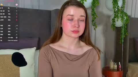 Snapshot of michellehaynes chatting on March 2025 05:33:01 PM michelle online show from March 2025 05:33:01 PM