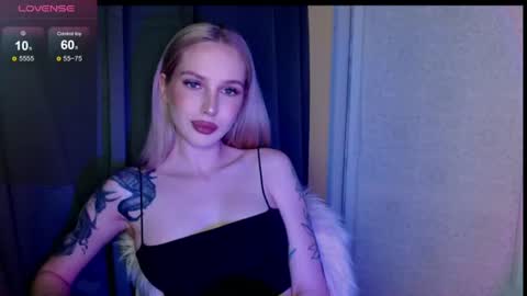 Snapshot of michellevelour chatting on July 2026 05:41:02 PM Michelle online show from July 2026 05:41:02 PM