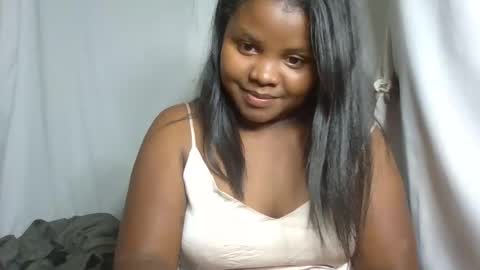 michou61 online show from December 2025 07:20:02 PM