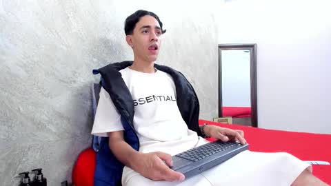 mick_lollipopp online show from March 2026 07:54:02 PM