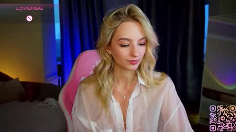Snapshot of mickeydior chatting on October 2025 12:47:01 PM mickeydior online show from October 2025 12:47:01 PM