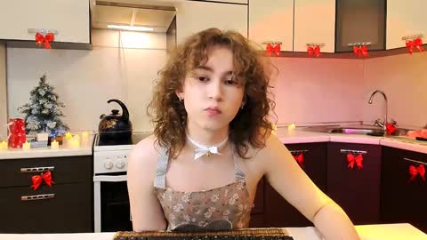 Snapshot of midnight_answer chatting on December 2024 01:19:02 PM Max online show from December 2024 01:19:02 PM