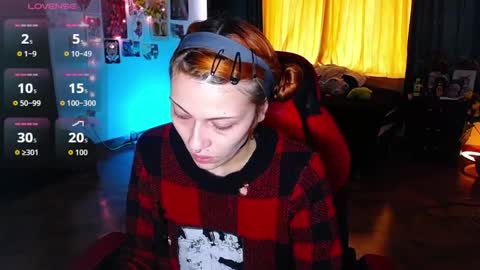 Pola  INDEPENDENT MODEL online show from February 2026 07:56:01 PM