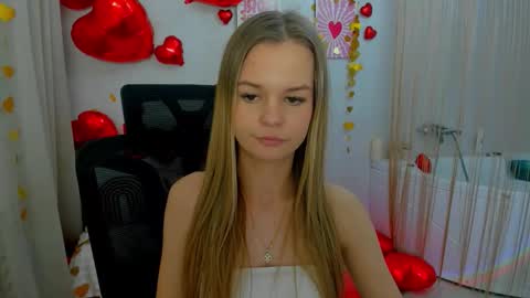 midnighteaura online show from February 2026 02:53:01 AM