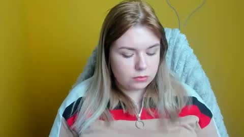 Mariana online show from November 2025 12:19:02 PM