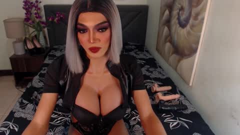 KATE online show from December 2024 11:19:02 AM