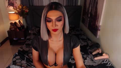 KATE online show from January 2025 09:01:01 AM