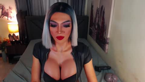 KATE online show from February 2025 05:19:01 AM