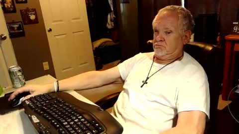 midwestdad09 online show from October 2025 07:12:01 PM