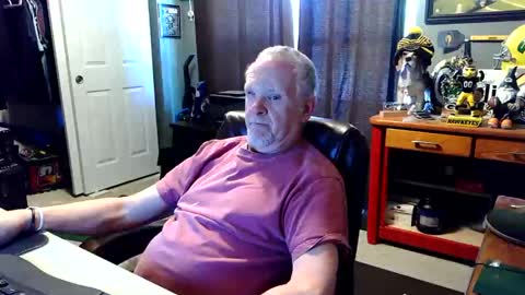 midwestdad09 online show from May 2026 02:13:02 PM
