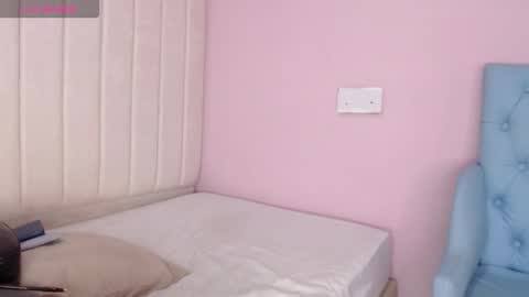 miel online show from November 2025 01:15:02 PM