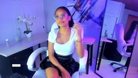 Snapshot of miel_ambar chatting on April 2026 12:47:01 PM miel_ambar online show from April 2026 12:47:01 PM