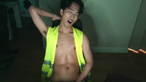 CLover online show from April 2026 06:32:02 PM