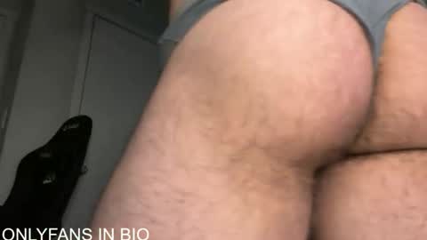 mightbesterling online show from November 2025 08:31:01 PM