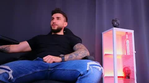 MightyAaron online show from March 2025 06:43:02 PM