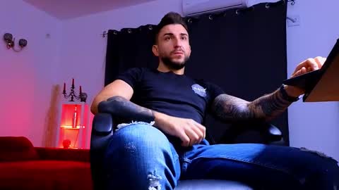 MightyAaron online show from September 2025 03:08:01 AM