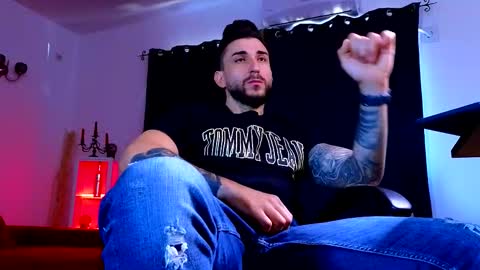 MightyAaron online show from September 2025 06:28:02 AM