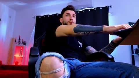 MightyAaron online show from February 2026 07:26:01 AM